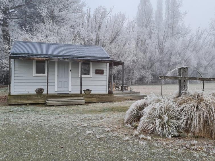 The Cabin, Omahau Downs Туизъл Екстериор снимка